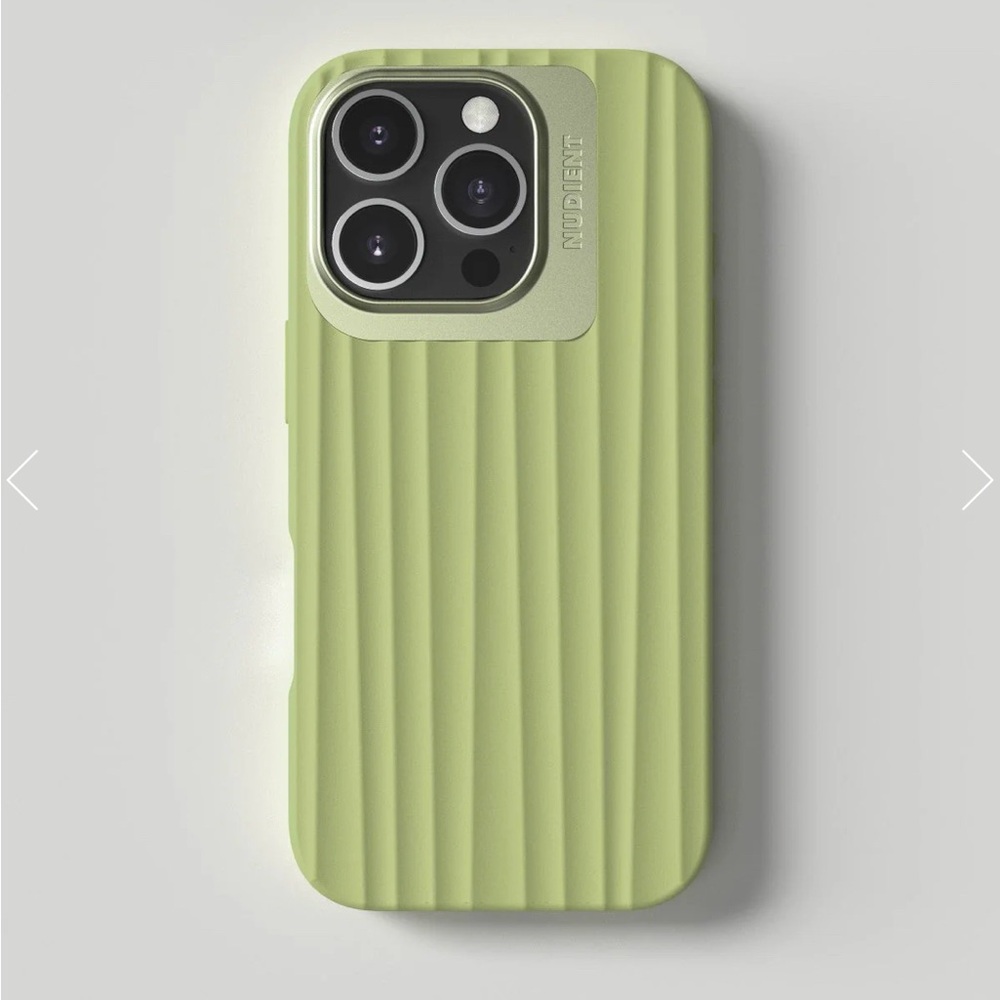 NWT Nudient iPhone 16 Pro Case | Bold Case Leafy Green